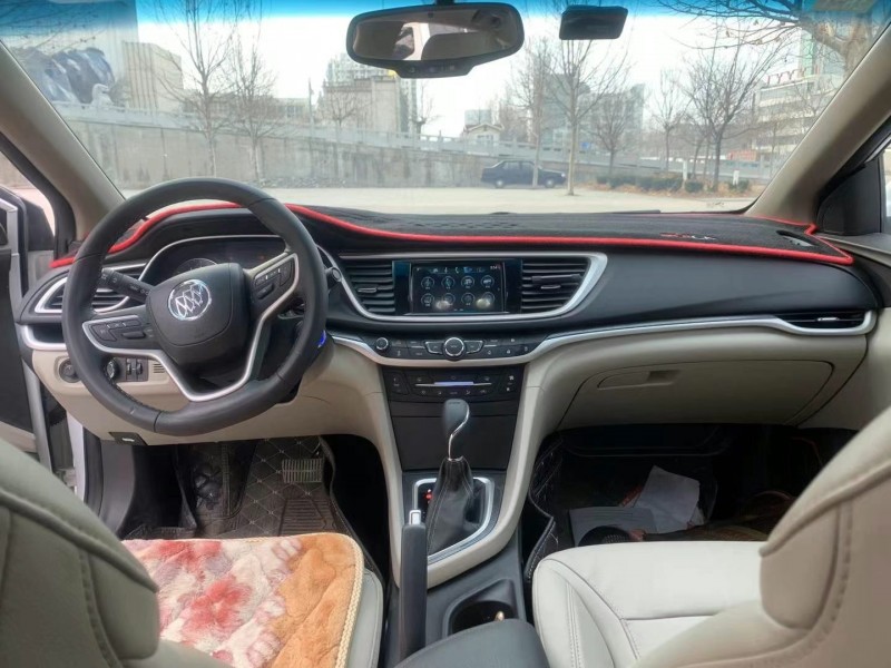 潍坊19年别克英朗8