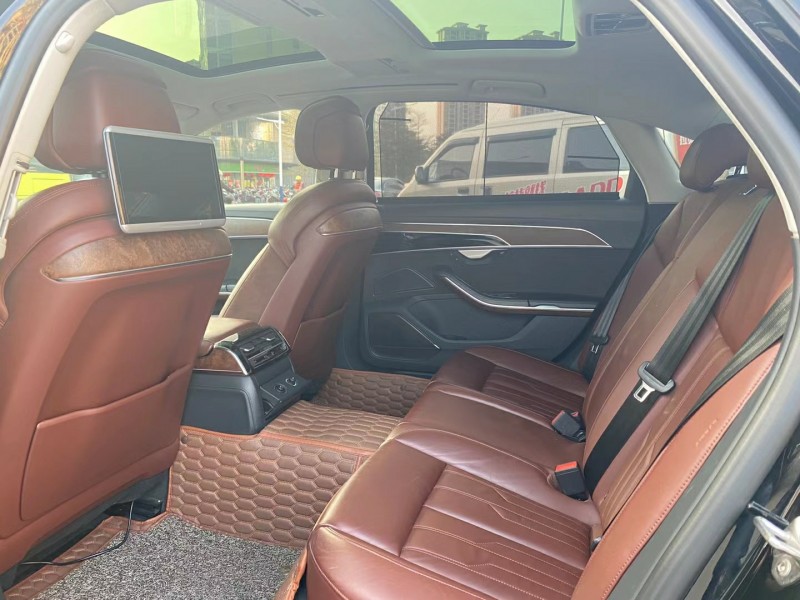 广州18年奥迪A8L5