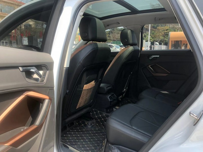 广州19年奥迪Q34