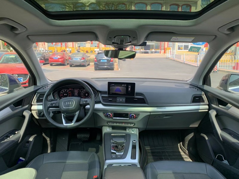 广州19年奥迪Q57