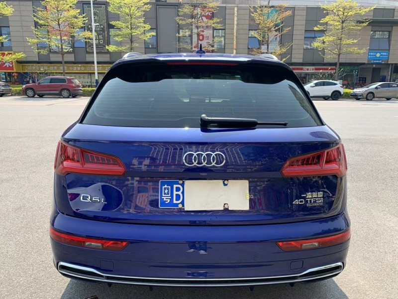 广州19年奥迪Q59