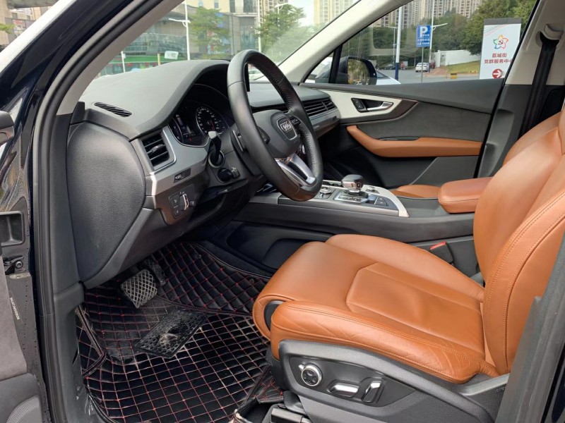 广州17年奥迪Q75