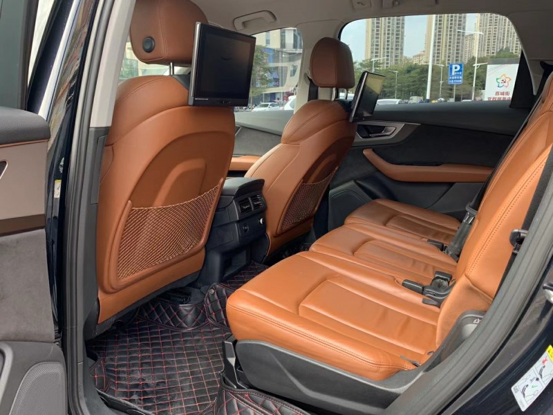 广州17年奥迪Q78