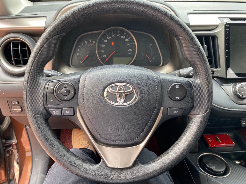 广州17年丰田RAV45