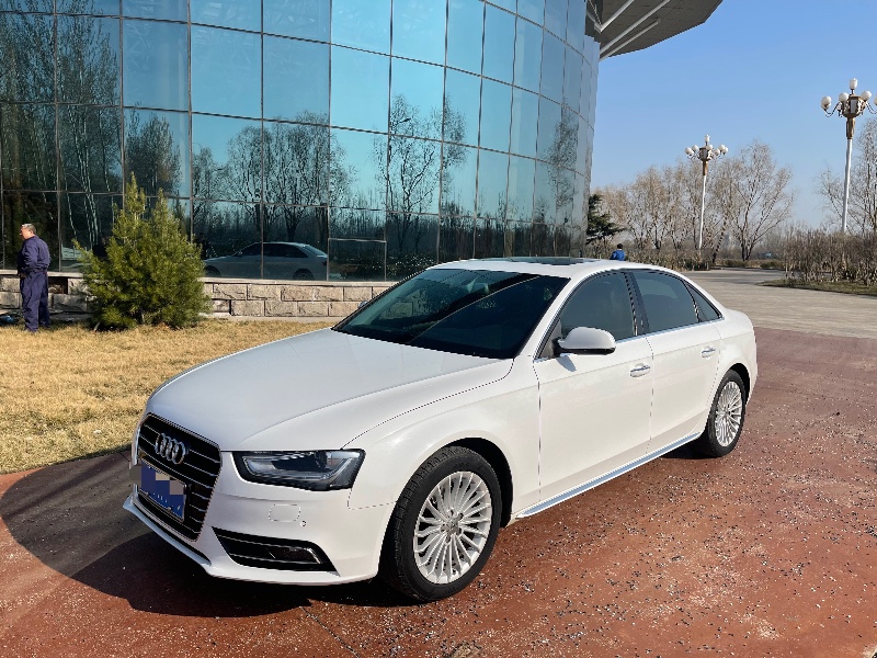 潍坊16年奥迪A4L7