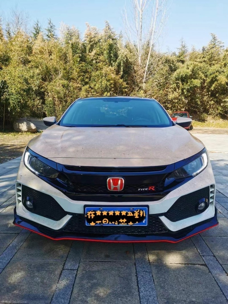 潍坊16年本田思域1