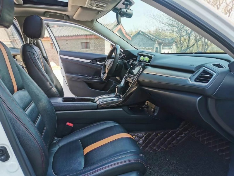 潍坊16年本田思域5