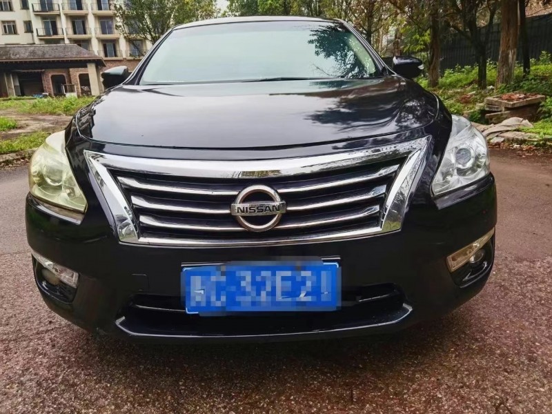 重慶15年日產天籟9