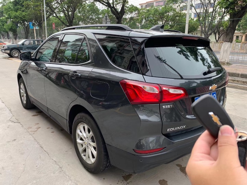 广州17年雪佛兰探界者5