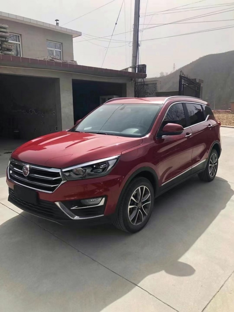 唐山18年漢騰汽車X52