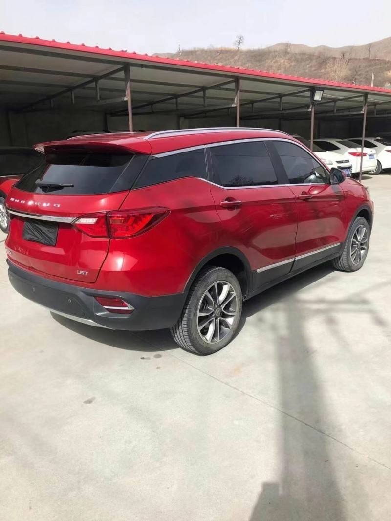 唐山18年漢騰汽車X57