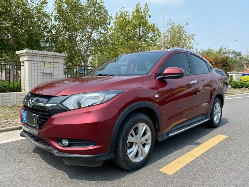 中山17年本田缤智2