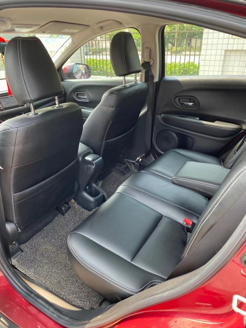 中山17年本田缤智9