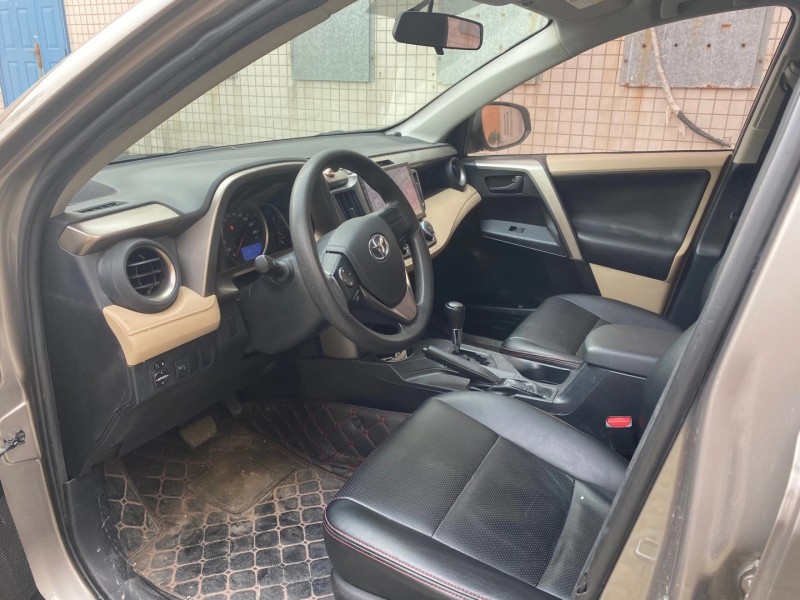 青岛15年丰田RAV4荣放3