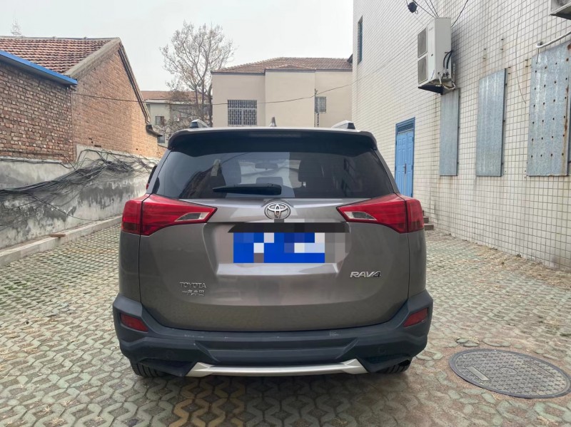 青岛15年丰田RAV4荣放7