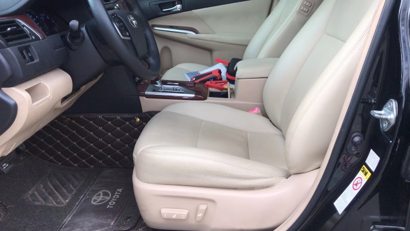 中山12年丰田凯美瑞3