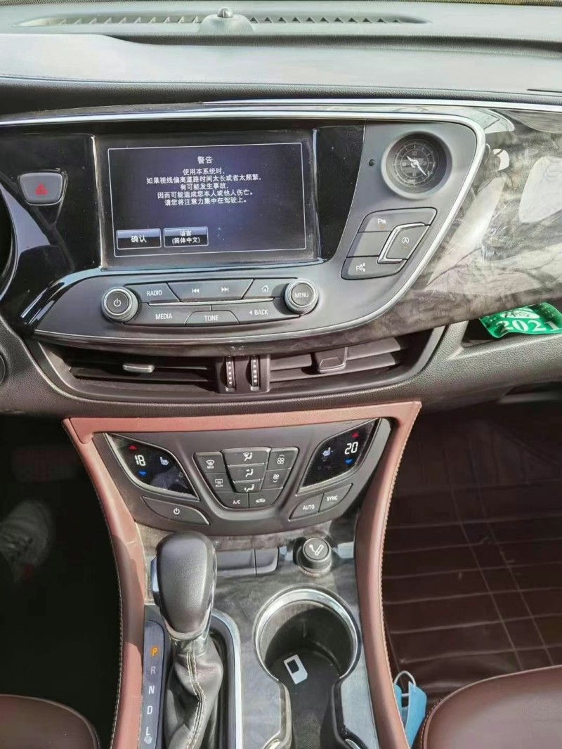 潍坊15年别克昂科威4