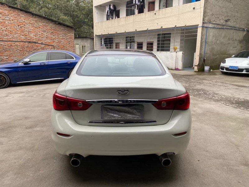 成都16年英菲尼迪Q50L9