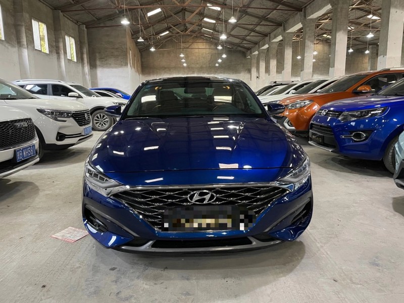 成都19年现代菲斯塔1