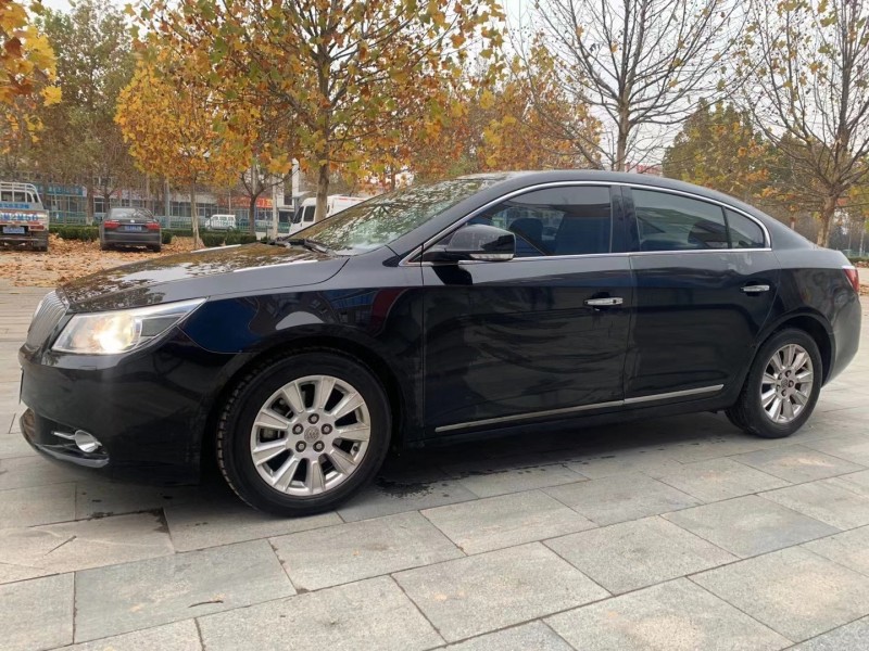 潍坊11年别克君越8