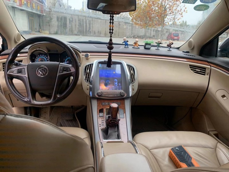 潍坊11年别克君越4