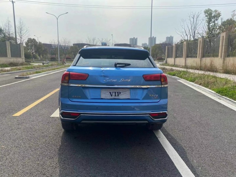 蘇州17年眾泰大邁X77