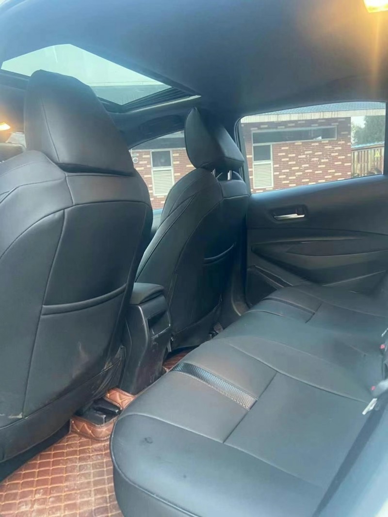 成都20年丰田雷凌5