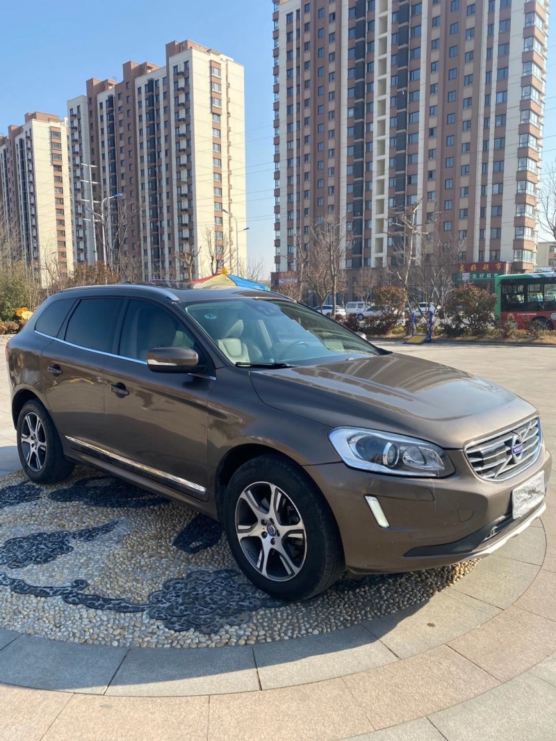 青岛13年沃尔沃XC603