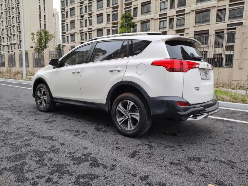 蘇州15年豐田RAV4榮放9