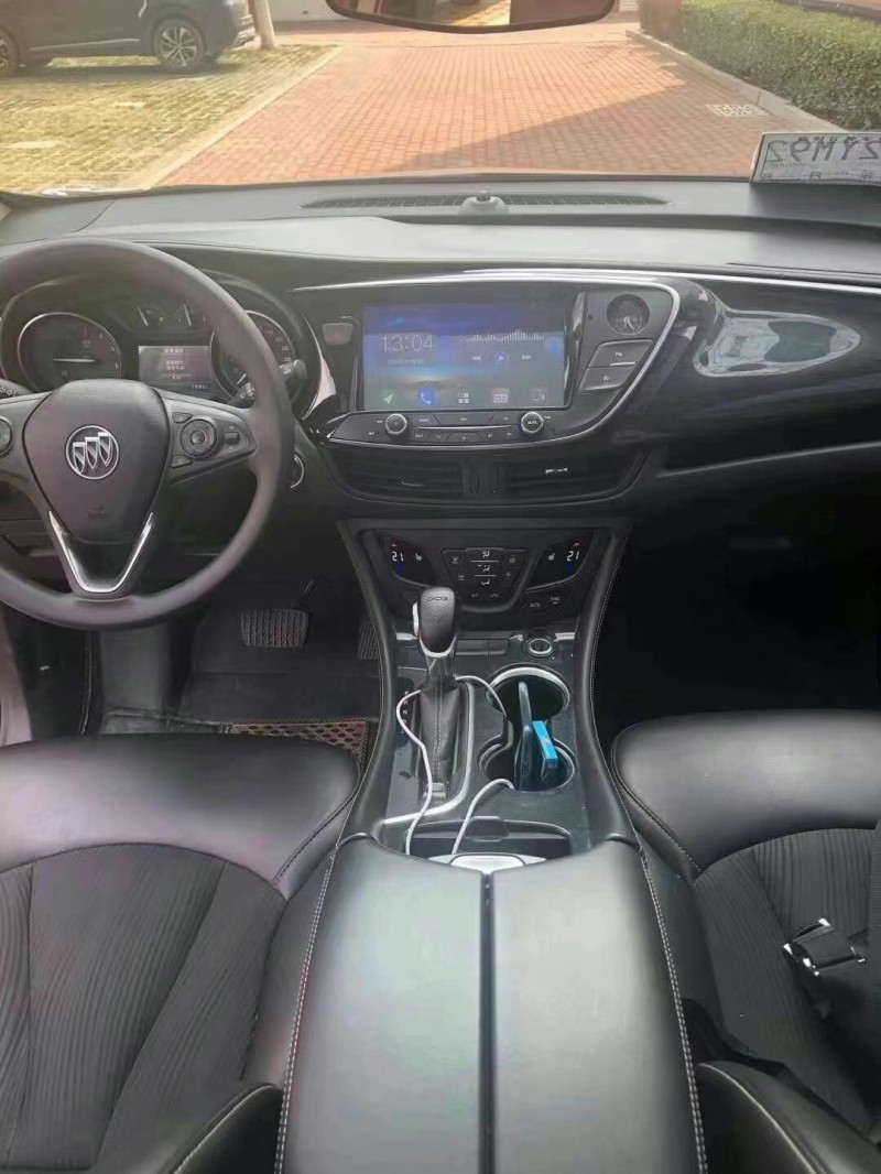 青岛17年别克昂科威4