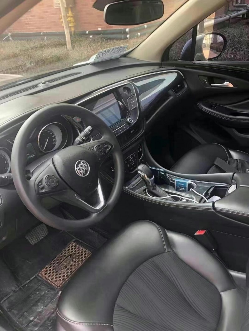 青岛17年别克昂科威6