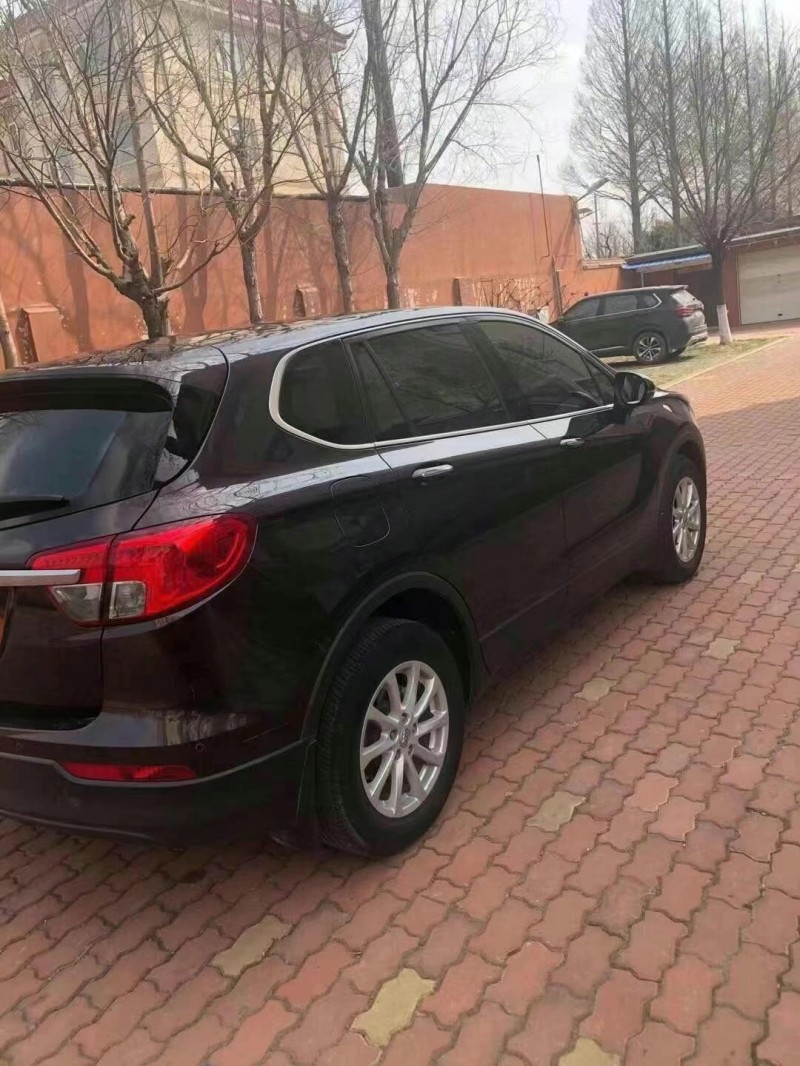 青岛17年别克昂科威7