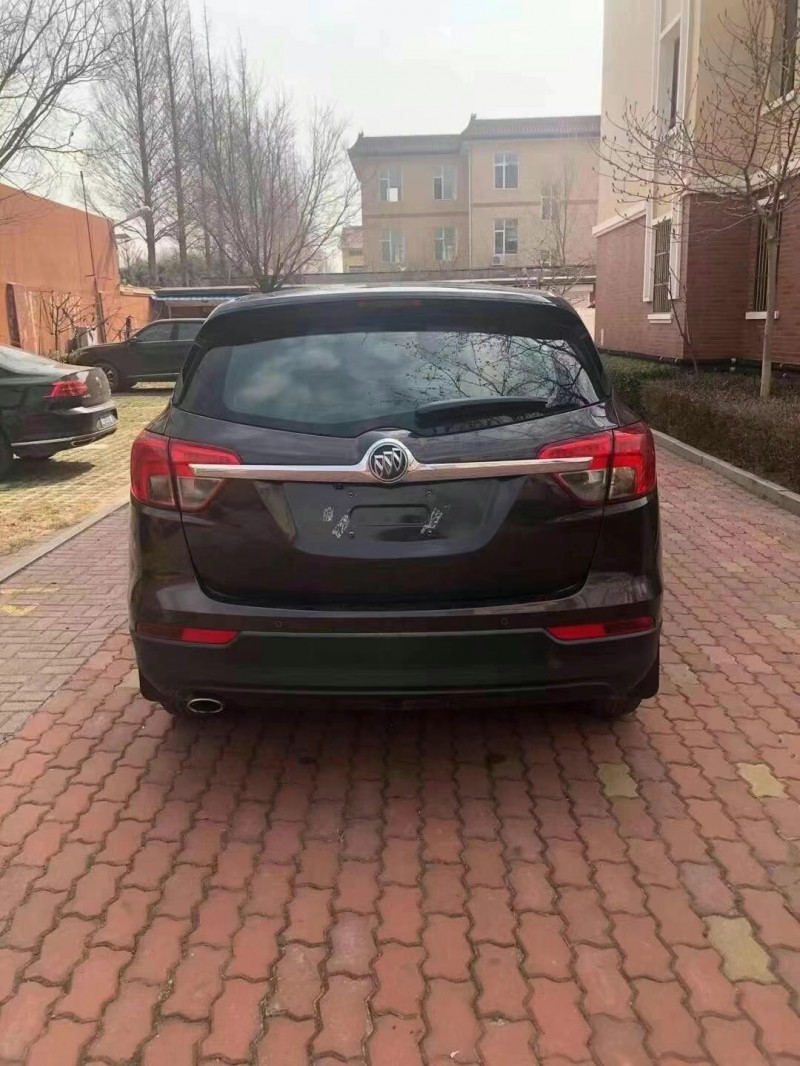 青岛17年别克昂科威9