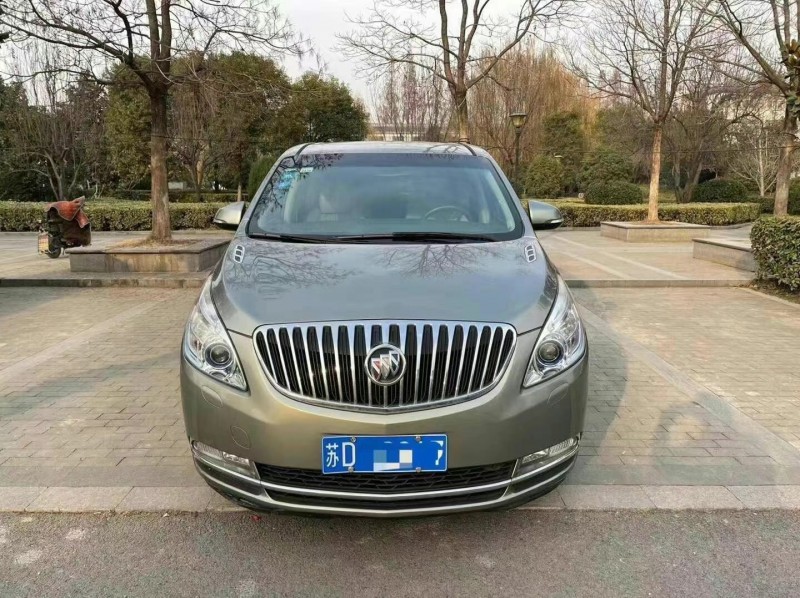 徐州11年别克GL85