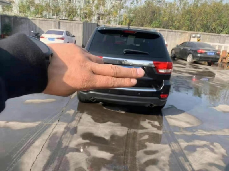 滄州11年Jeep大切諾基9
