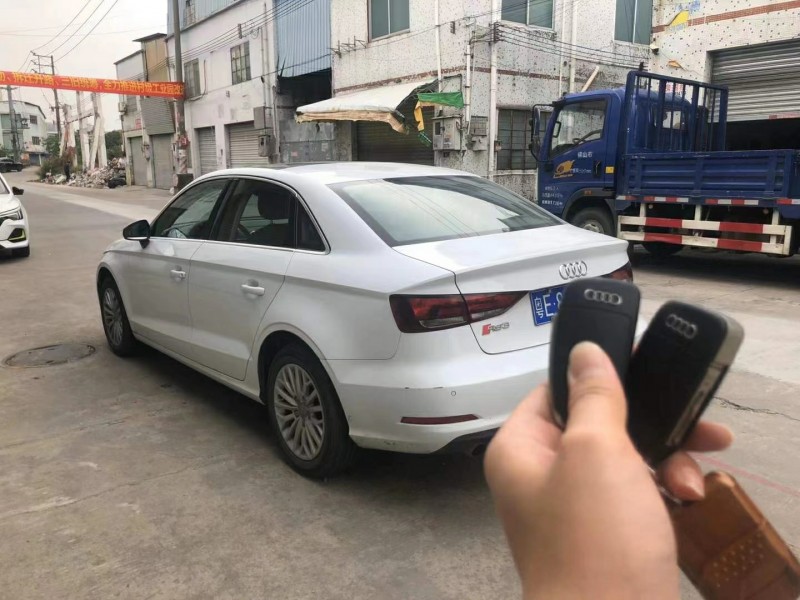 广州15年奥迪A35