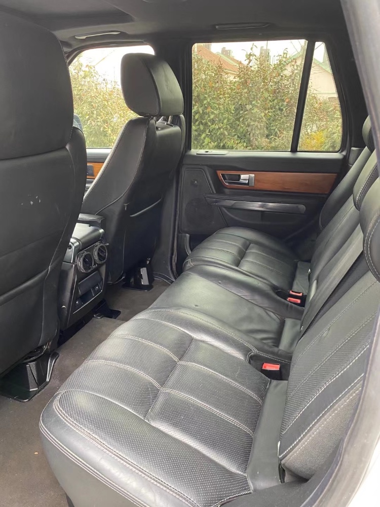 淄博12年路虎揽胜运动7