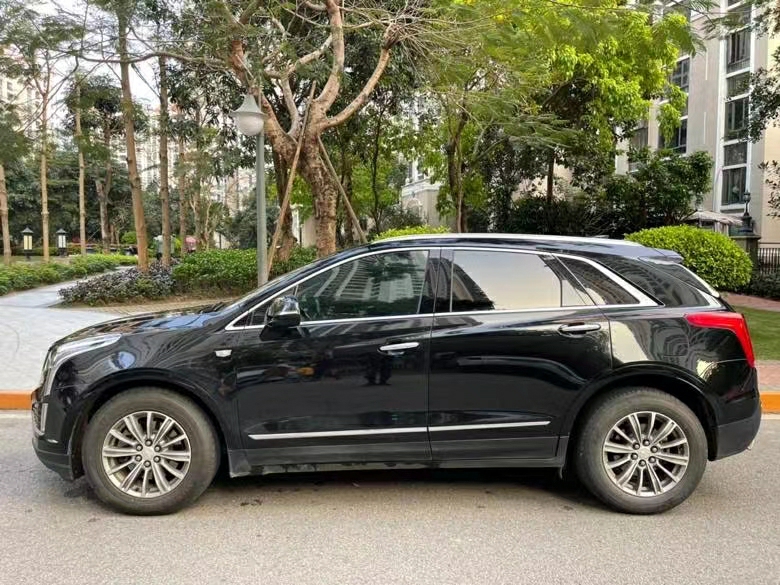 珠海17年凱迪拉克XT53