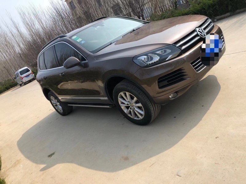 济南14年大众途锐2