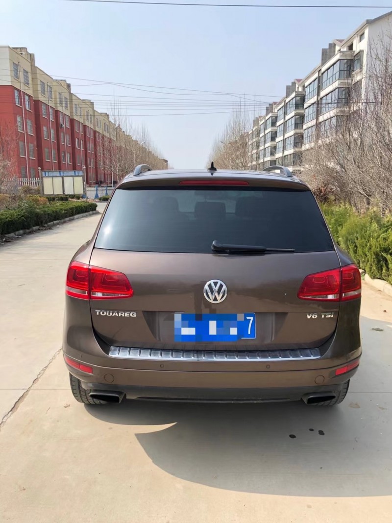 济南14年大众途锐7