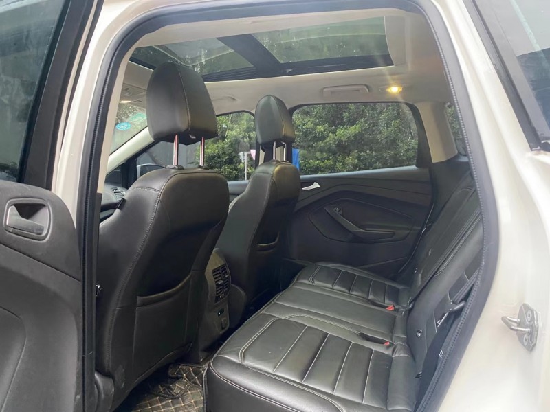 成都17年福特翼虎4