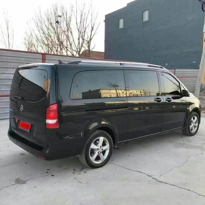 保定17年奔驰威霆8