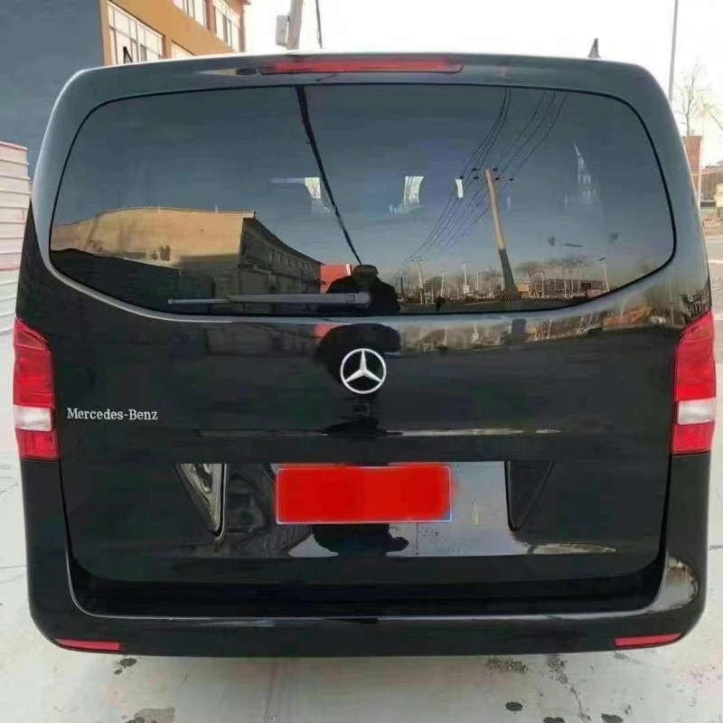 保定17年奔驰威霆9