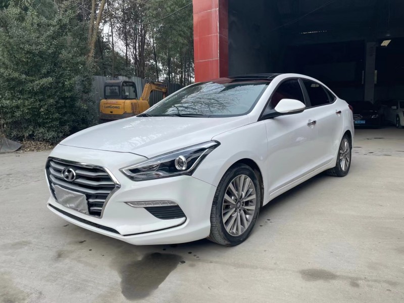 成都17年现代名图2