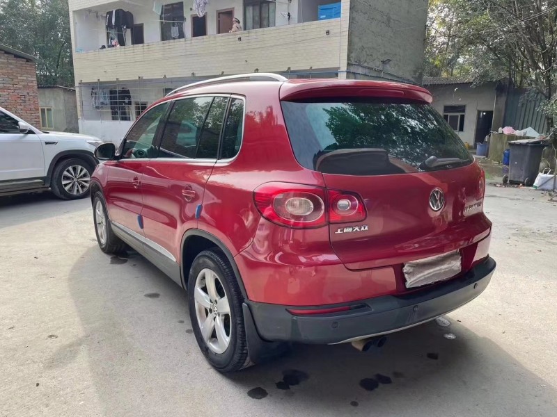 成都12年大众途观7