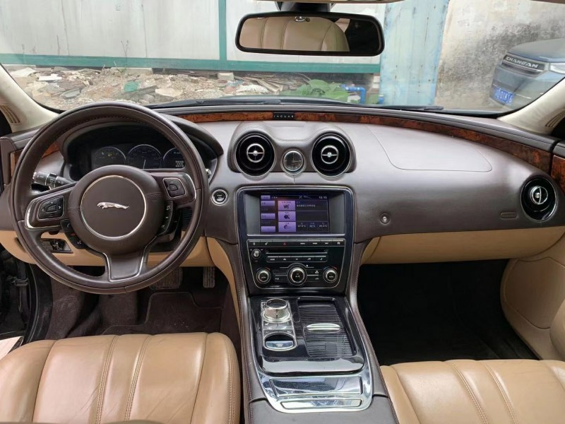 廣州13年捷豹XJ6
