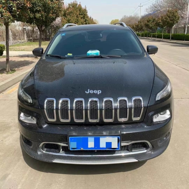淄博16年Jeep自由光1