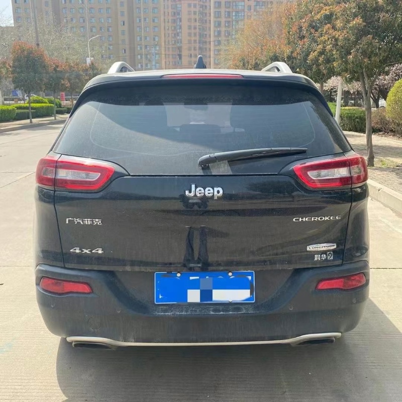 淄博16年Jeep自由光9