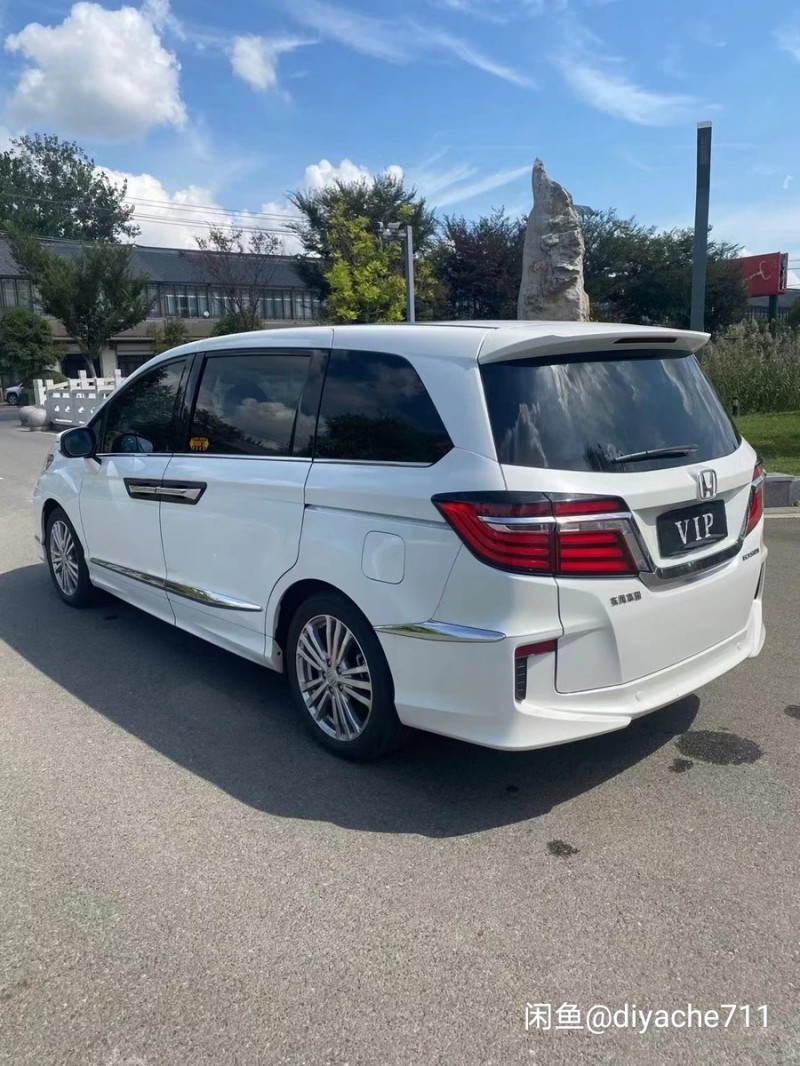 济宁18年本田艾力绅5