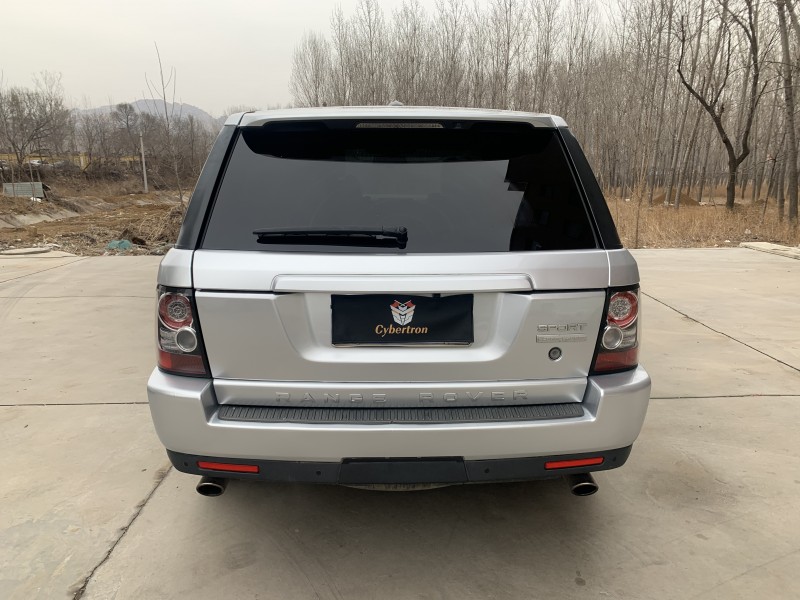 保定11年路虎揽胜运动5